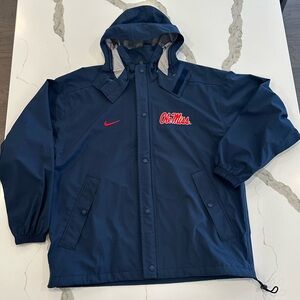 Men’s Ole Miss Team Issued Rain Jacket